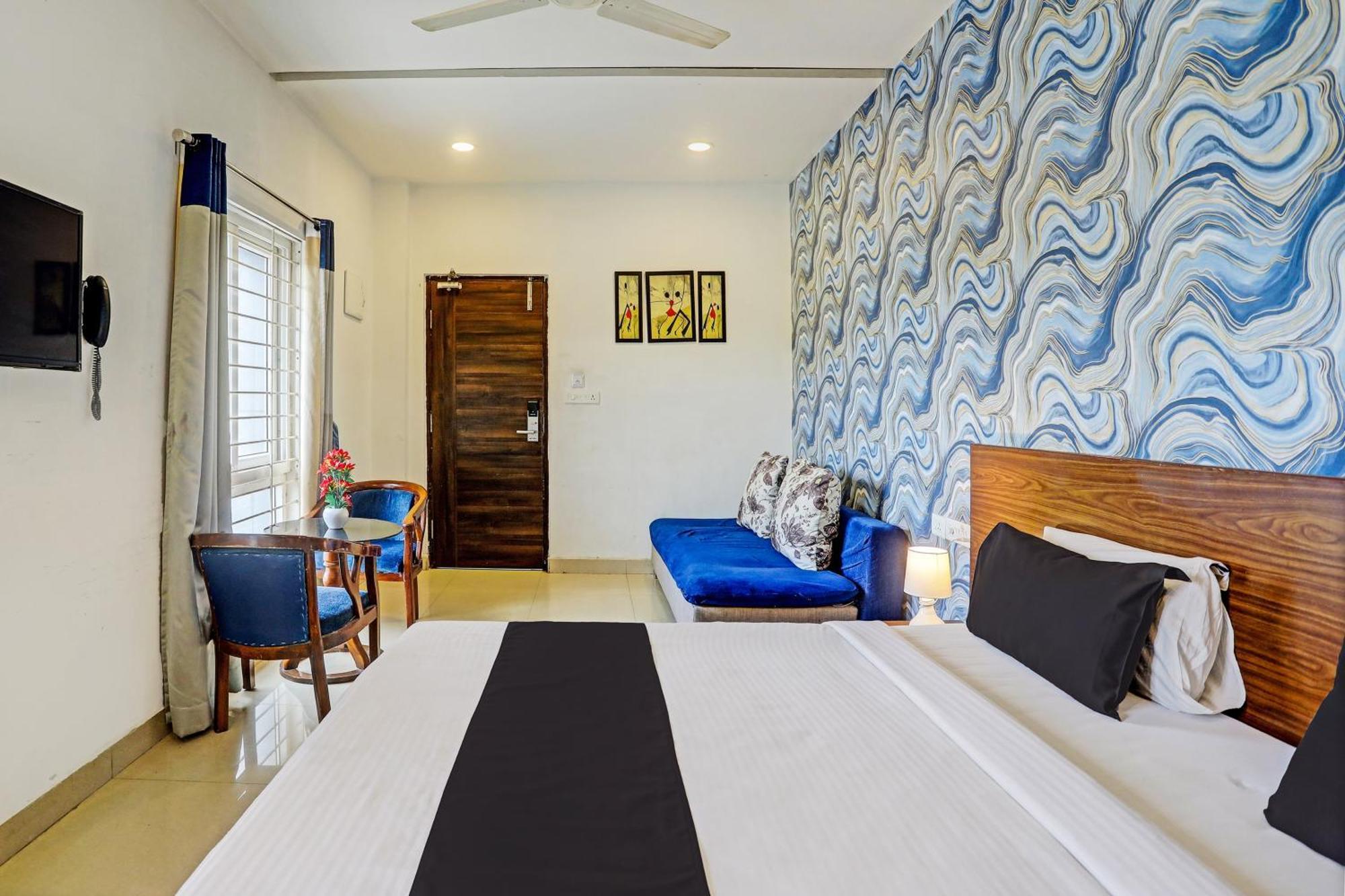 Collection O Ssr Royal Suites Lingampalli Exterior foto